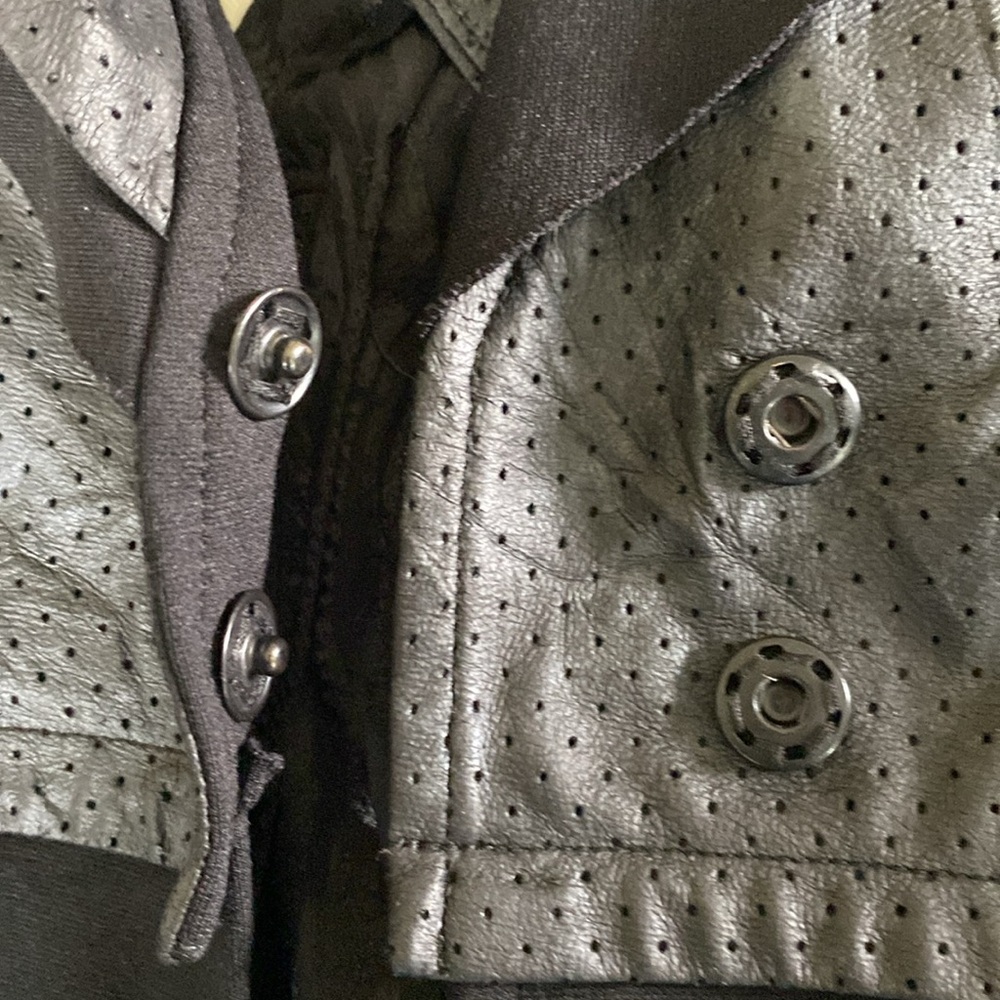 KOMAROV Black / Gray Lightweight Jacket with Back Slit Sz S - Picture 9 of 13